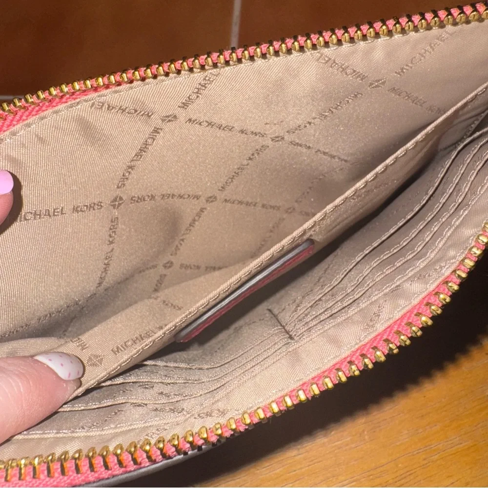 Michael Kors Pink Leather Women's Wristlet - Picture 6 of 7